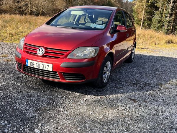 Volkswagen Golf Hatchback, Petrol, 2008, Red