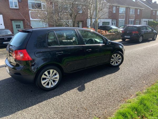 Volkswagen Golf Hatchback, Petrol, 2008, Black