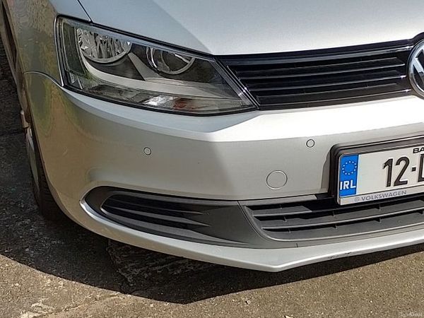 Volkswagen Jetta Saloon, Diesel, 2012, Silver