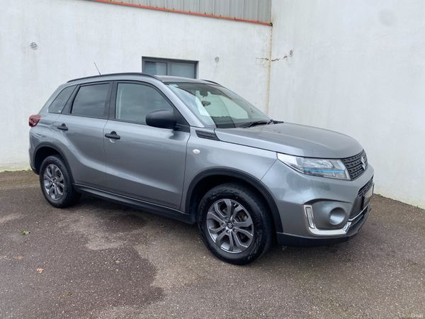 Suzuki Vitara SUV, Petrol Hybrid, 2024, Grey