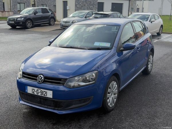Volkswagen Polo Hatchback, Petrol, 2012, Blue