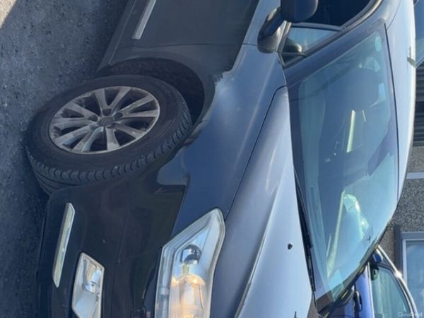 Volkswagen Passat Saloon, Diesel, 2014, Brown