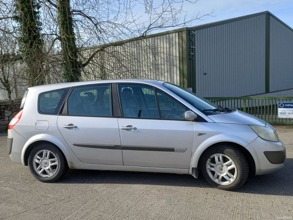 Renault Grand Scenic MPV, Petrol, 2005, Silver