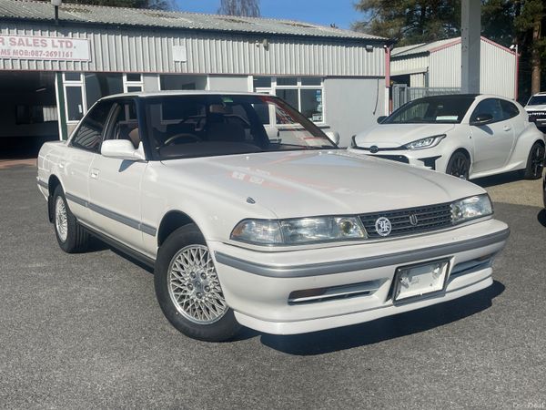 Toyota Mark II Saloon, Petrol, 1992, White