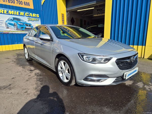 Vauxhall Insignia Hatchback, Diesel, 2018, Silver