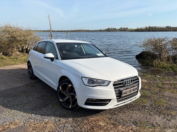 Audi A3 Hatchback, Petrol, 2014, White