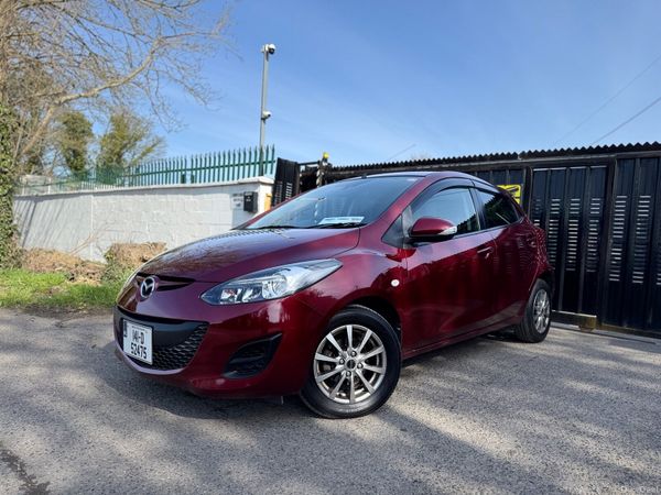 Mazda Demio MPV, Petrol, 2014, Red