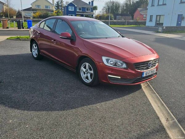 Volvo S60 Saloon, Diesel, 2016, Red