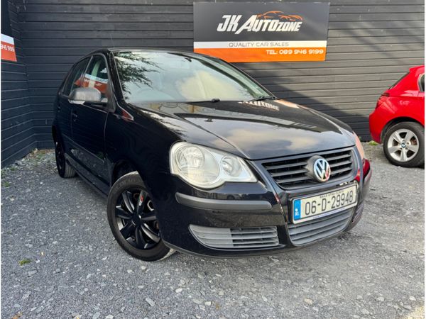 Volkswagen Polo Hatchback, Petrol, 2006, Black