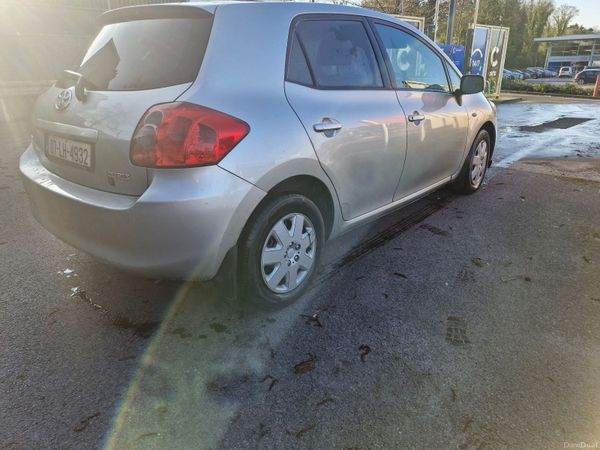 Toyota Auris Hatchback, Petrol, 2007, Silver