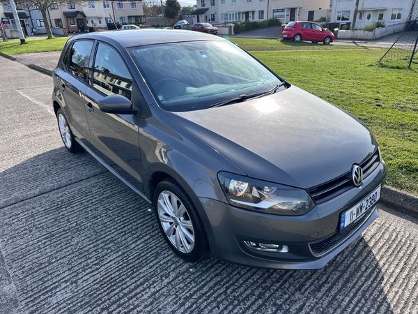 Volkswagen Polo Hatchback, Petrol, 2011, Grey
