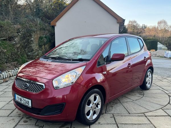 Kia Venga MPV, Diesel, 2011, Red