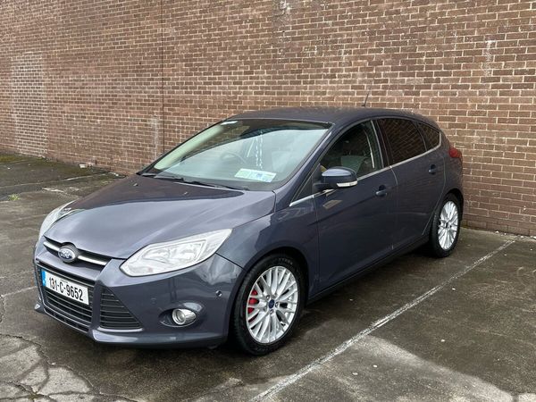 Ford Focus Hatchback, Diesel, 2013, Grey
