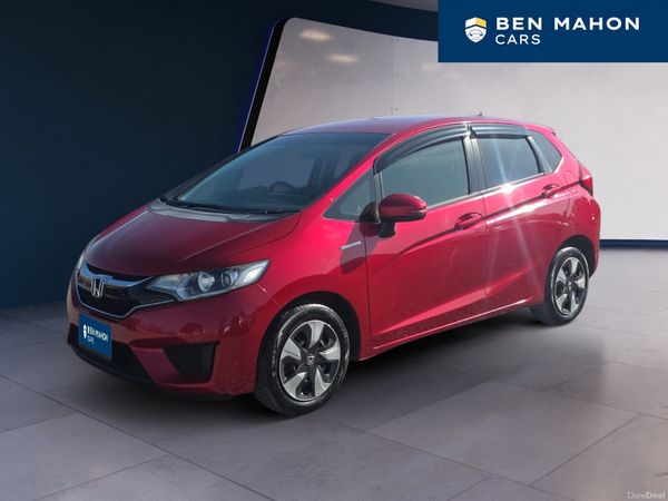 Honda Fit Hatchback, Petrol Hybrid, 2017, Red