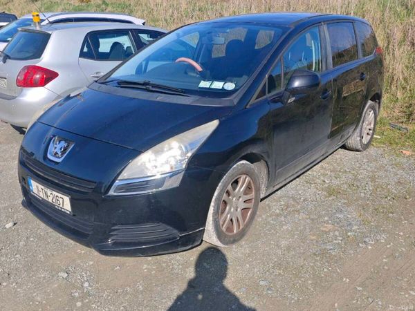 Peugeot 5008 MPV, Diesel, 2011, Black