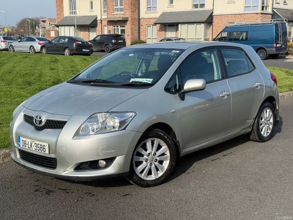 Toyota Auris Hatchback, Petrol, 2008, Silver