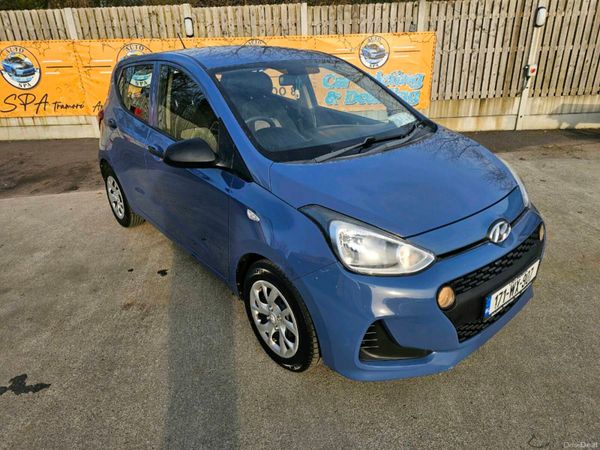 Hyundai i10 Hatchback, Petrol, 2017, Blue