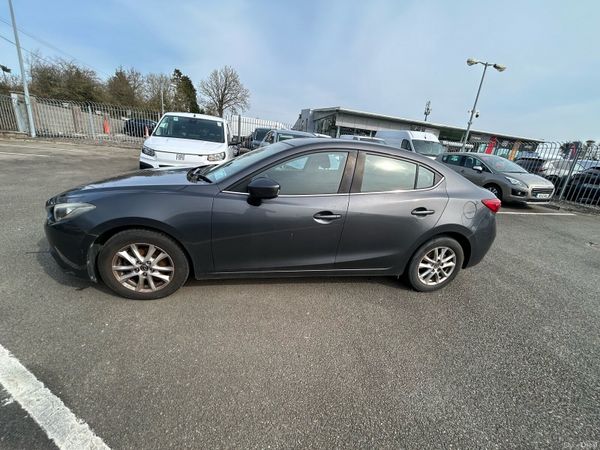 Mazda Mazda3 Saloon, Diesel, 2015, Grey