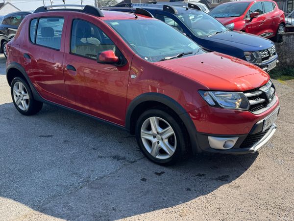 Dacia Sandero Stepway Hatchback, Diesel, 2016, Red