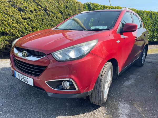 Hyundai ix35 SUV, Diesel, 2011, Red