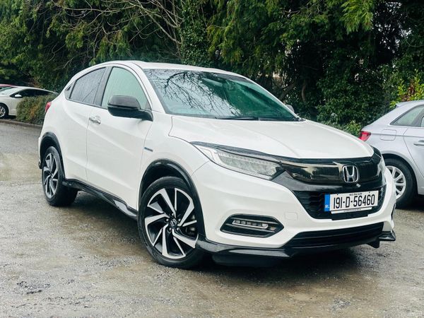 Honda Vezel SUV, Petrol Hybrid, 2019, White