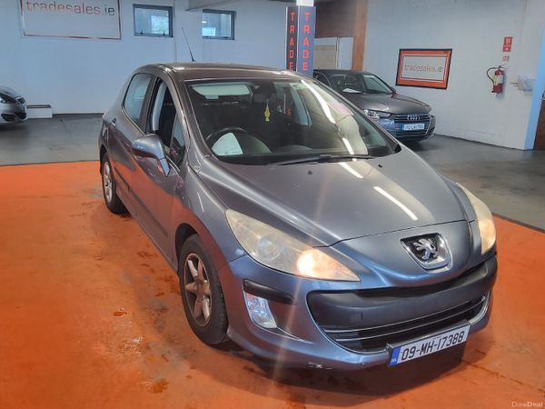 Peugeot 308 Hatchback, Petrol, 2009, Grey