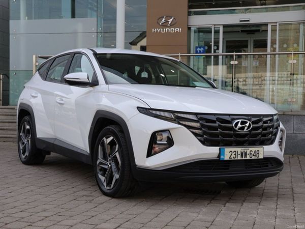 Hyundai Tucson SUV, Petrol Plug-in Hybrid, 2023, White