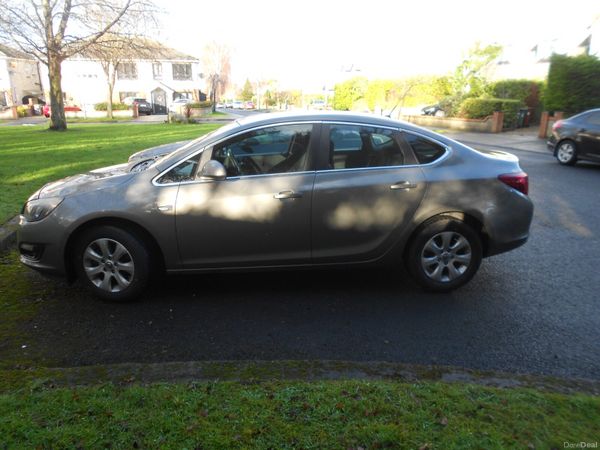 Opel Astra Saloon, Diesel, 2018, Brown