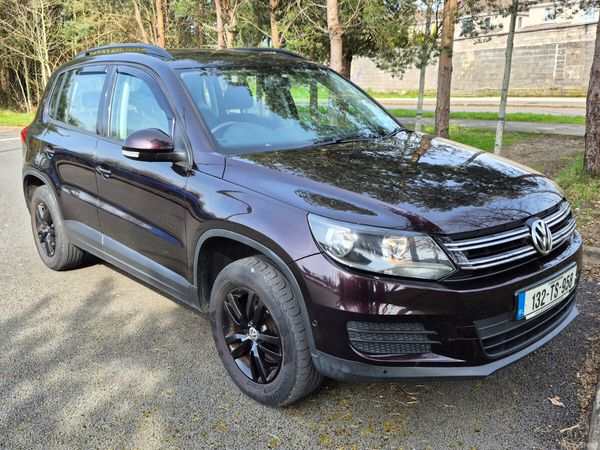 Volkswagen Tiguan SUV, Diesel, 2013, Purple