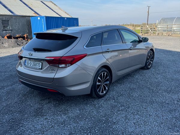 Hyundai i40 Estate/Jeep, Diesel, 2016, Beige