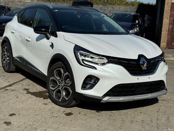 Renault Captur Hatchback, Petrol Hybrid, 2022, White