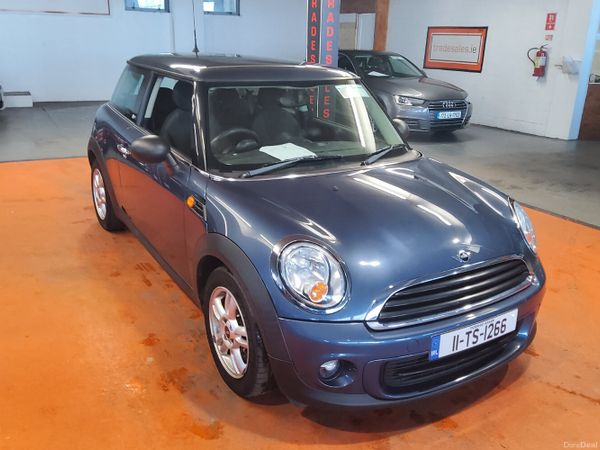 Mini First Hatchback, Petrol, 2011, Blue