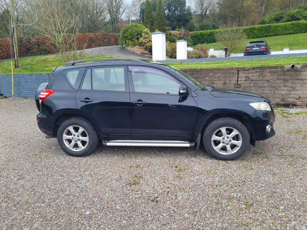 Toyota RAV4 SUV, Diesel, 2011, Black