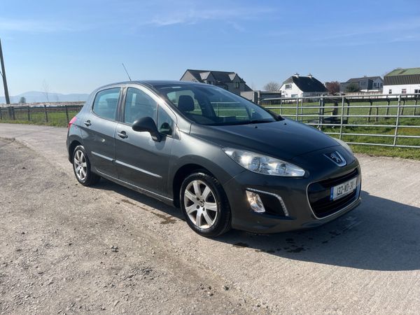 Peugeot 308 Hatchback, Diesel, 2013, Grey