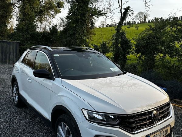 Volkswagen T-Roc SUV, Diesel, 2020, White