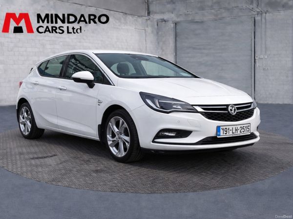 Opel Astra Hatchback, Petrol, 2019, White