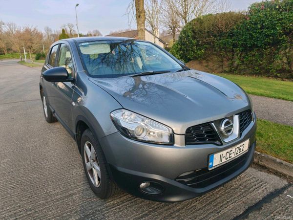 Nissan Qashqai Hatchback, Diesel, 2011, Grey