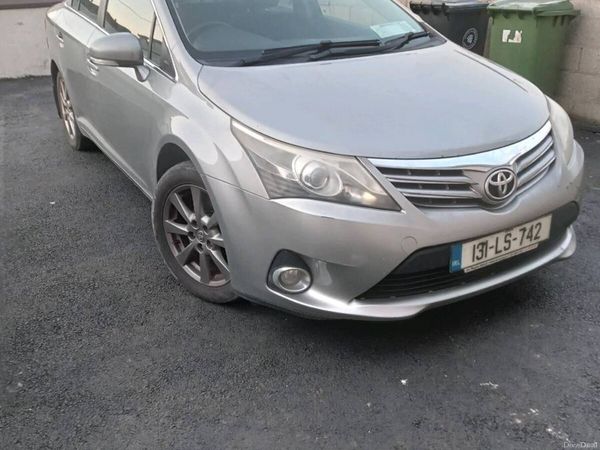 Toyota Avensis Saloon, Diesel, 2013, Grey