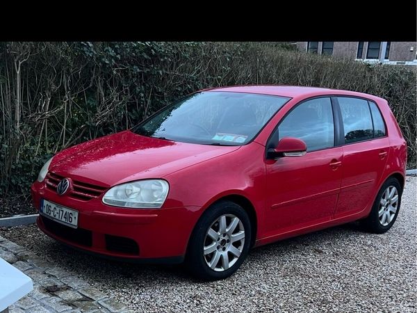 Volkswagen Golf Hatchback, Petrol, 2006, Red