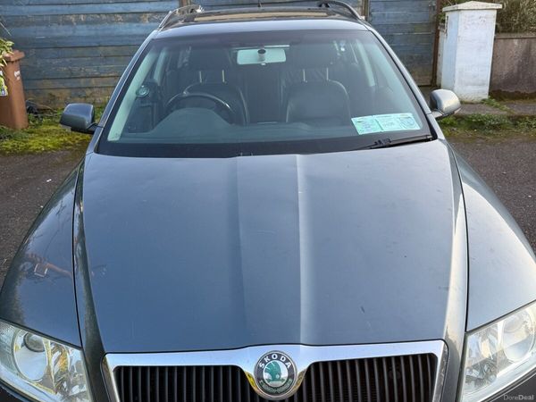 Skoda Octavia Estate/Jeep, Diesel, 2006, Grey