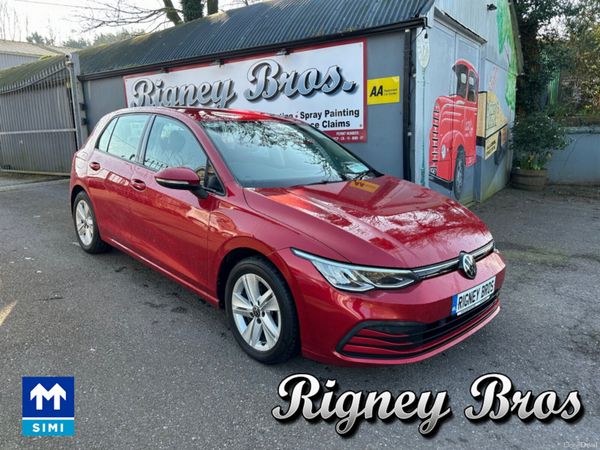 Volkswagen Golf Hatchback, Petrol, 2022, Red