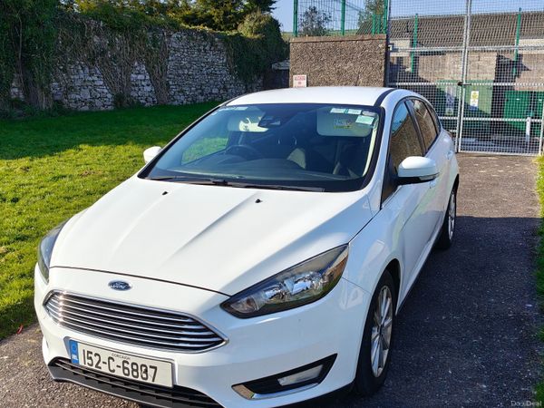 Ford Focus Hatchback, Petrol, 2015, White