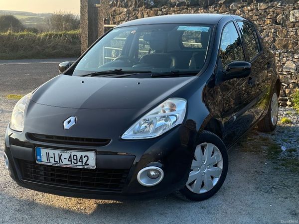 Renault Clio Hatchback, Petrol, 2011, Black