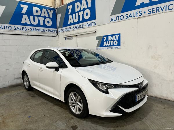 Toyota Corolla Hatchback, Petrol Hybrid, 2022, White