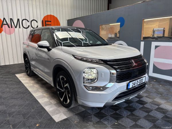 Mitsubishi Outlander MPV, Petrol Plug-in Hybrid, 2024, White