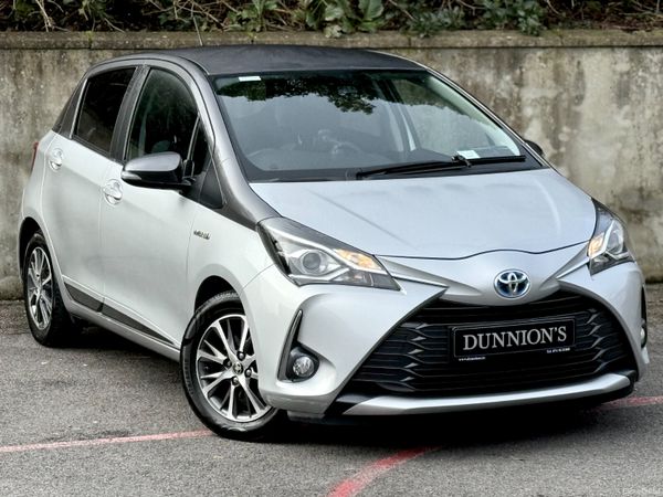 Toyota Yaris MPV, Petrol Hybrid, 2020, Grey