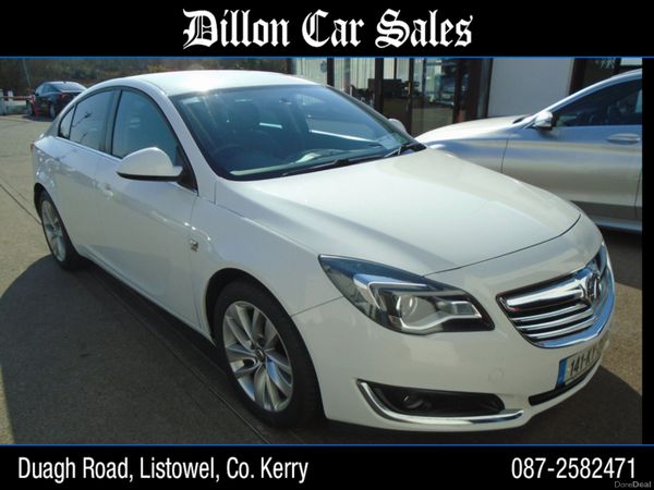 Opel Insignia Hatchback, Petrol, 2014, White