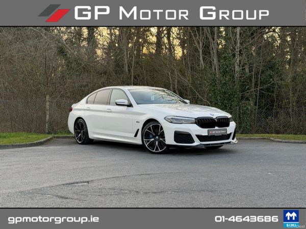 BMW 5-Series Saloon, Petrol Plug-in Hybrid, 2022, White