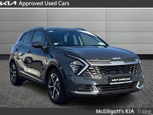 Kia Sportage MPV, Diesel, 2022, Grey