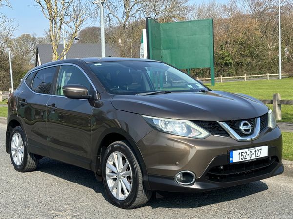 Nissan Qashqai Hatchback, Diesel, 2015, Brown